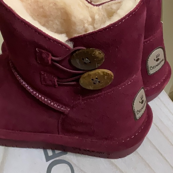 Cozy Warm 🐻 BEARPAW Dark Red Boots - Picture 3 of 8